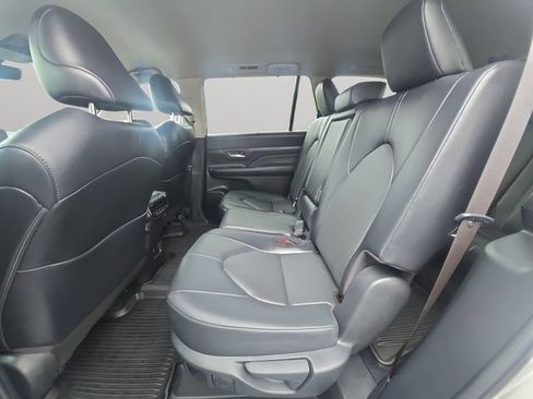 Certified 2026 Toyota Grand Highlander AWD image 12