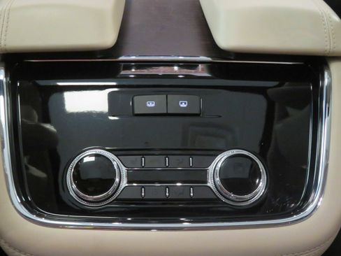 Used 2020 Lincoln Navigator Reserve w/ Luxury Package image 54