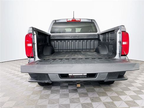 Used 2021 Chevrolet Colorado LT w/ Safety Package image 26