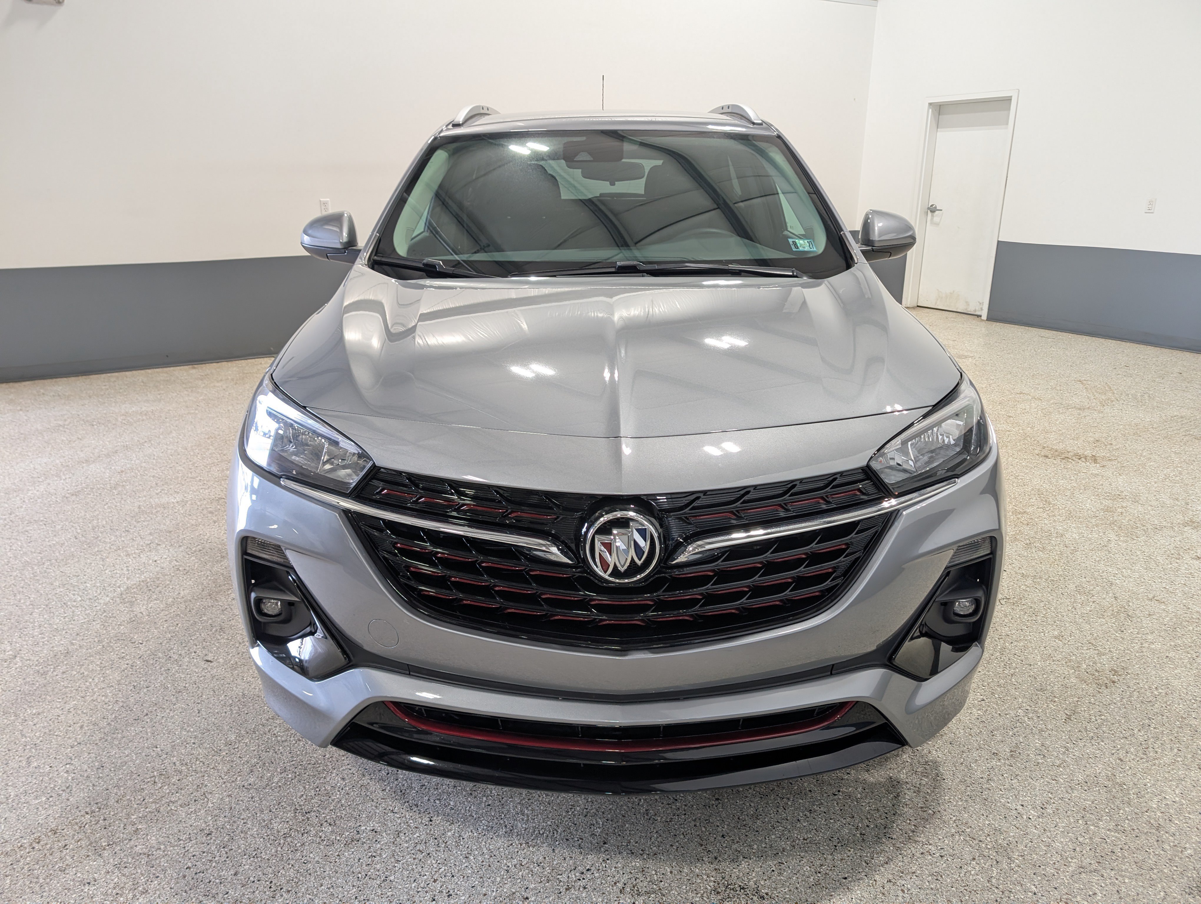Used 2023 Buick Encore GX Select w/ Sport Touring Package FWD image 8