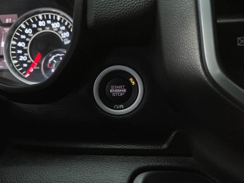 Used 2020 RAM 1500 Big Horn AWD/4WD image 25