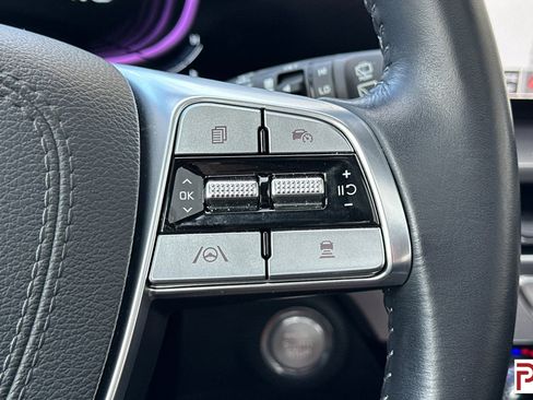 Used 2025 Kia Telluride S image 31