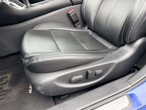 Used 2023 Nissan Maxima SL FWD image 14