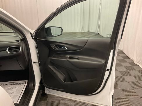 Used 2022 Chevrolet Equinox LT AWD/4WD image 31