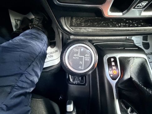 Used 2024 Jeep Wrangler Unlimited w/ Convenience Group image 57