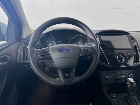 Used 2015 Ford Focus SE image 19