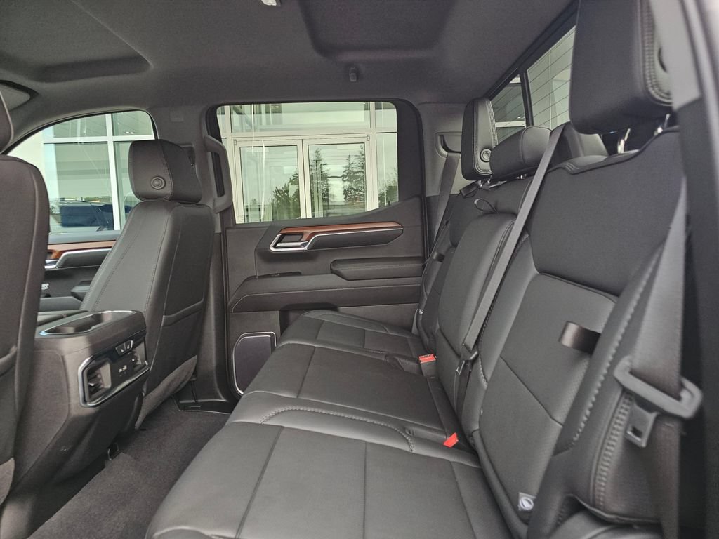 Used 2023 GMC Sierra 1500 Denali w/ Technology Package AWD/4WD image 57