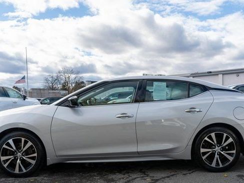 Used 2018 Nissan Maxima 3.5 S image 9