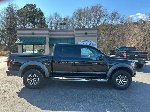 Used 2018 Ford F150 Raptor w/ Equipment Group 802A Luxury image 2