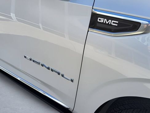 Used 2021 GMC Yukon Denali w/ Denali Premium Package AWD/4WD image 52