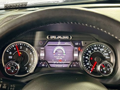 Used 2020 RAM 1500 Laramie AWD/4WD image 14