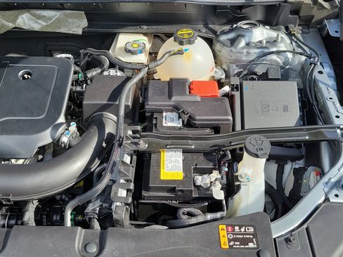 Used 2025 Chevrolet Blazer LT FWD image 41