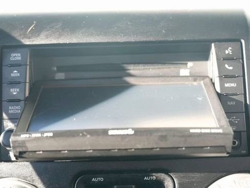 Used 2011 Jeep Wrangler Unlimited 70th Anniversary w/ Dual Top Group image 47