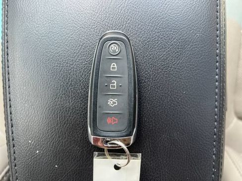 Used 2013 Ford Explorer Limited AWD/4WD image 26