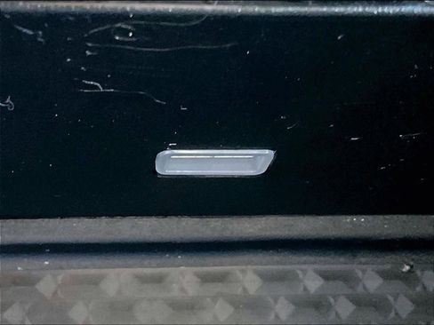 Used 2019 RAM 1500 Laramie image 35