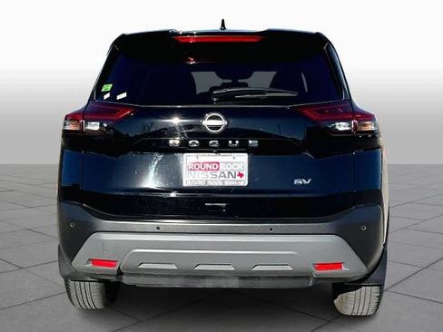 Certified 2023 Nissan Rogue SV image 4