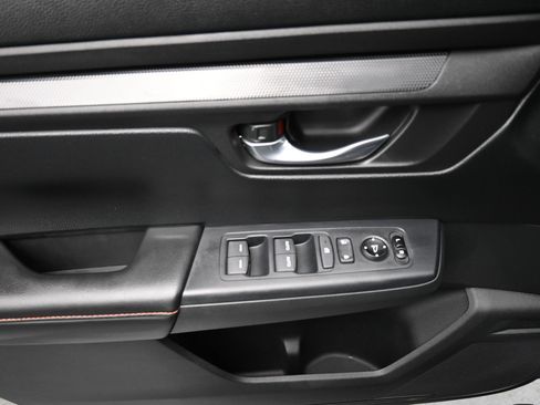 Used 2025 Honda CR-V Sport image 25