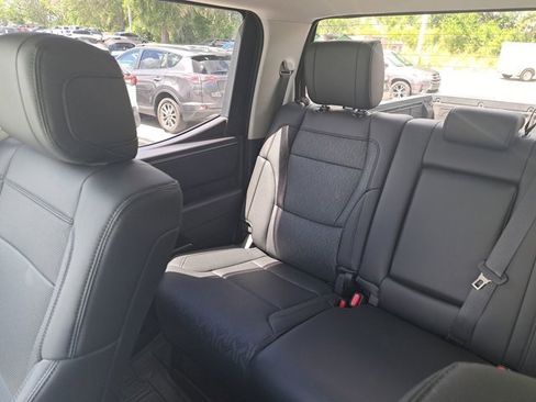 Used 2024 Toyota Tundra Limited image 4