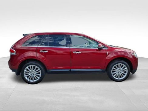 Used 2015 Lincoln MKX FWD w/ Equipment Group 102A image 12