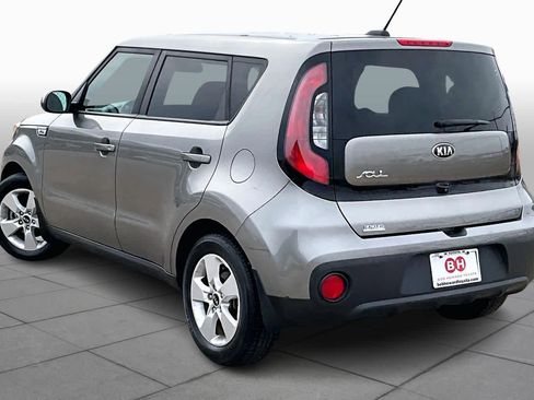 Used 2019 Kia Soul image 11