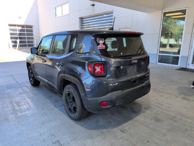 Used 2022 Jeep Renegade Sport AWD/4WD image 3