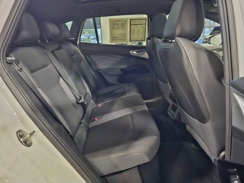 Used 2023 Volkswagen ID.4 Pro S image 12