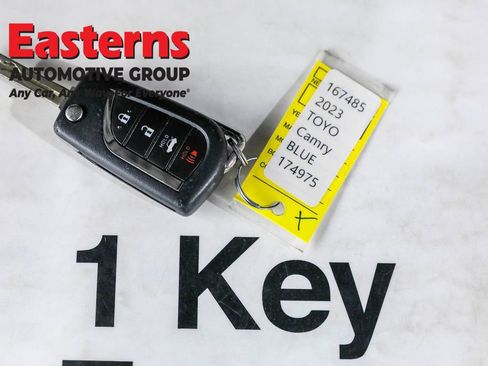 Used 2023 Toyota Camry SE image 24