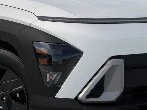 New 2026 Hyundai Kona SEL Premium image 9