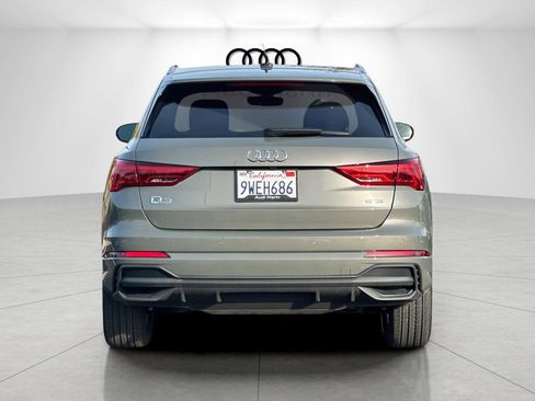 Certified 2025 Audi Q3 2.0T Premium w/ Convenience Package image 4