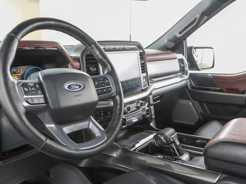 Used 2023 Ford F150 Lariat w/ Equipment Group 502A High AWD/4WD image 26