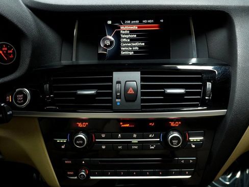 Used 2017 BMW X3 xDrive28i image 19