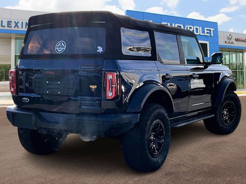 Used 2021 Ford Bronco Badlands image 13