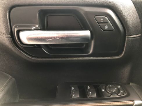 Used 2020 Chevrolet Silverado 1500 LT w/ All-Star Edition image 38