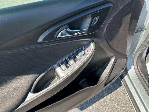 Used 2024 Chevrolet Malibu RS FWD image 15