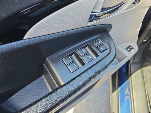 Used 2017 Honda Pilot Elite image 18