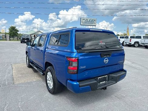 Used 2024 Nissan Frontier SV w/ SV Convenience Package AWD/4WD image 12
