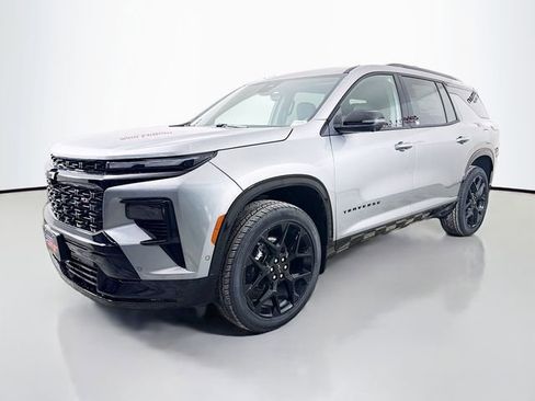New 2026 Chevrolet Traverse RS image 3