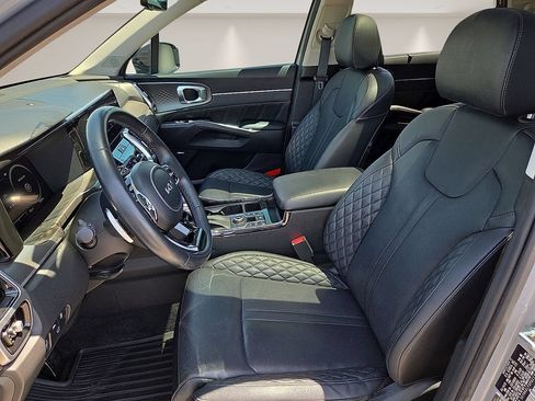 Used 2023 Kia Sorento SX AWD/4WD image 14