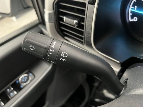 Used 2022 Ford F150 XLT image 35