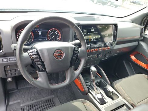 Certified 2025 Nissan Frontier PRO-4X w/ Interior Protection Package AWD/4WD image 7