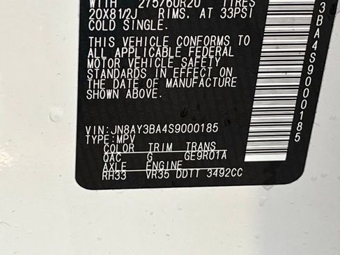 Used 2025 Nissan Armada SL w/ Captain's Chari Seat Package image 40