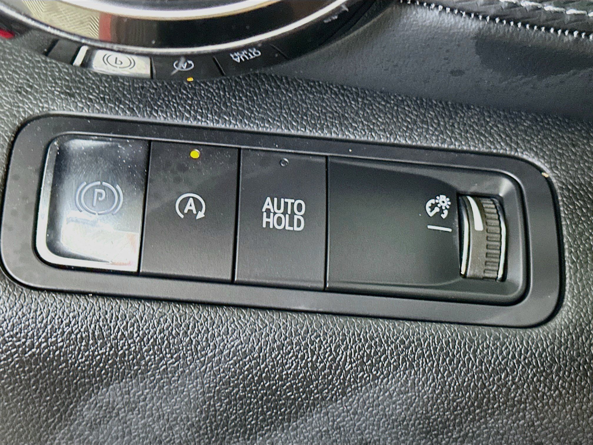 Used 2025 Chevrolet Equinox LT w/ Convenience Package II FWD image 17
