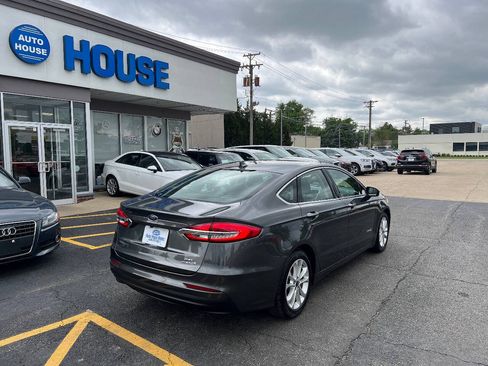 Used 2019 Ford Fusion SEL FWD image 10