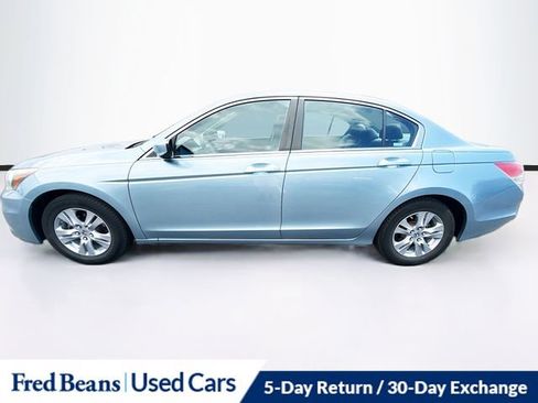 Used 2011 Honda Accord LX-P image 4