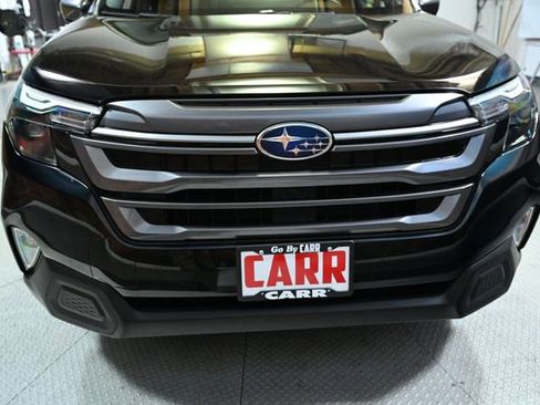 Used 2025 Subaru Forester Premium AWD/4WD image 19