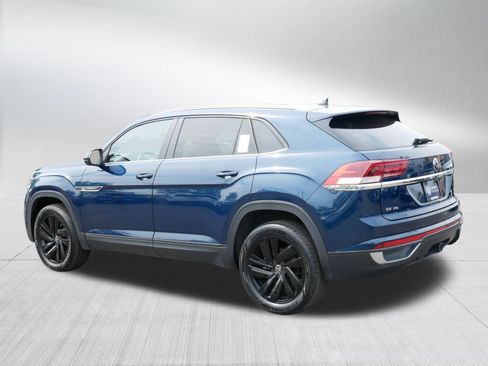 Certified 2023 Volkswagen Atlas Cross Sport SE w/ Panoramic Sunroof Package AWD/4WD image 5