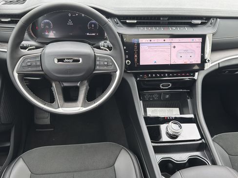 New 2026 Jeep Grand Cherokee L 2WD image 27