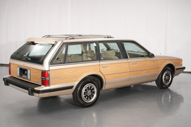 Used 1994 Buick Century Special FWD image 10