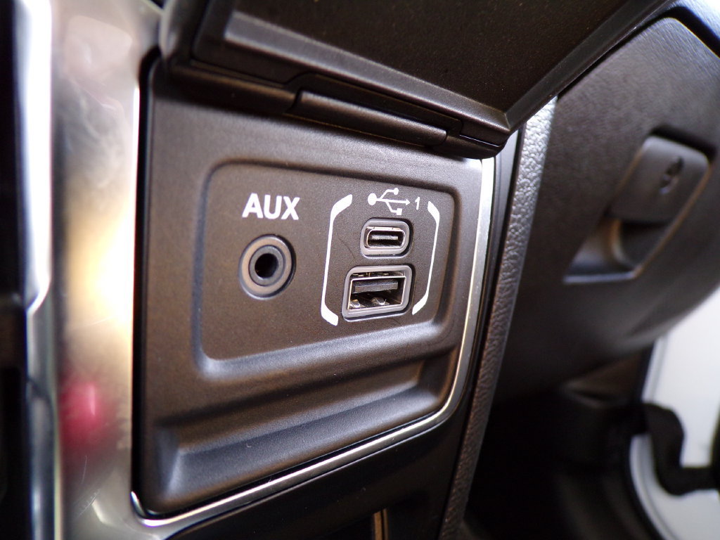 Used 2021 Jeep Wrangler Unlimited Sahara AWD/4WD image 22