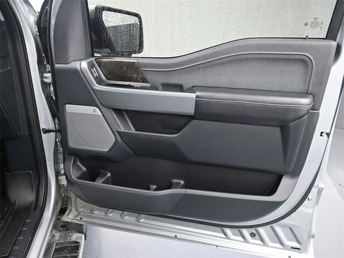 Used 2023 Ford F150 Lariat w/ Max Trailer Tow Package image 22